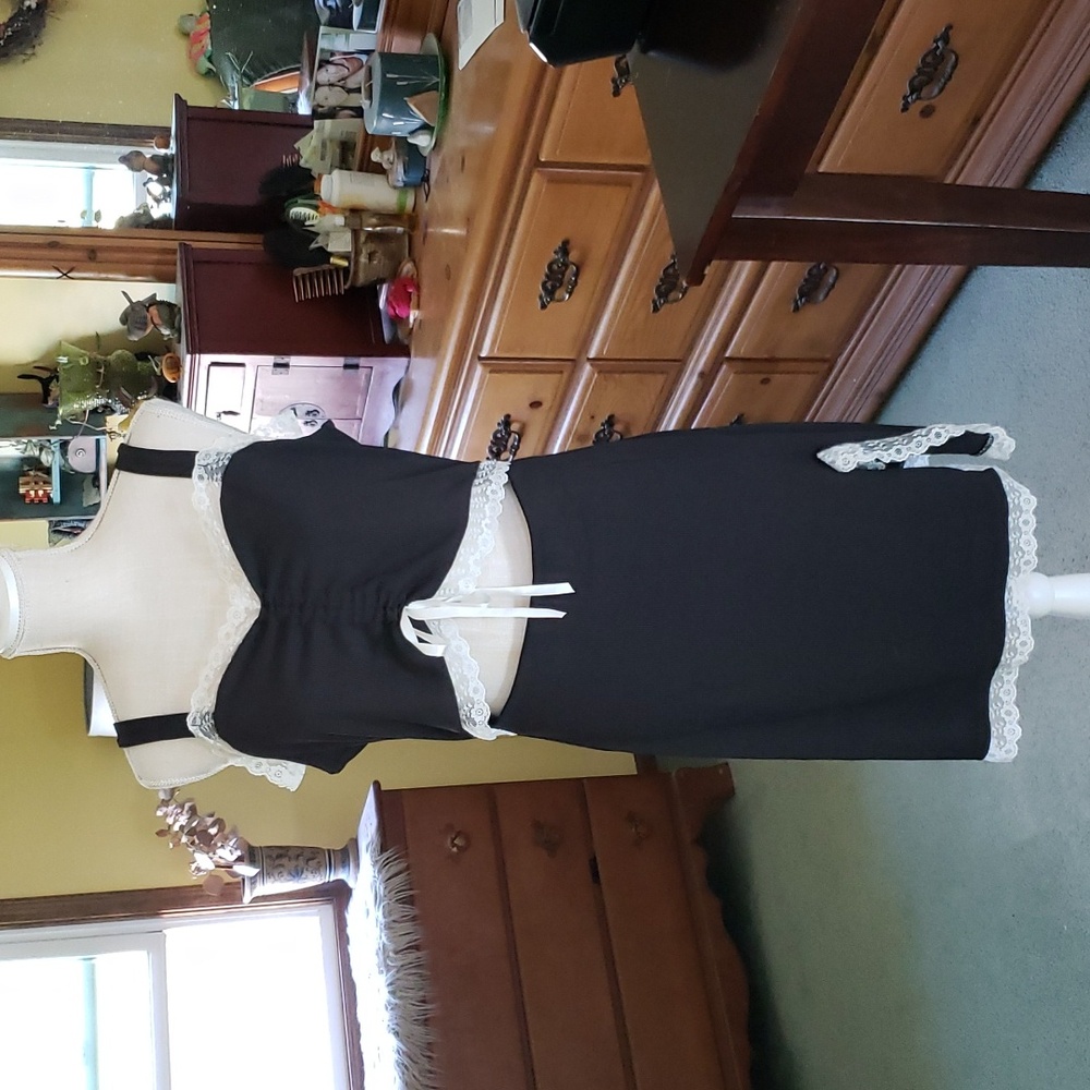 SHEIN SIZE XL BLACK AND LACE DRESS